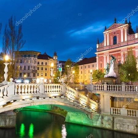 Apartment Central Station Between Dragon And Triple Bridges Ljubljana Extérieur photo