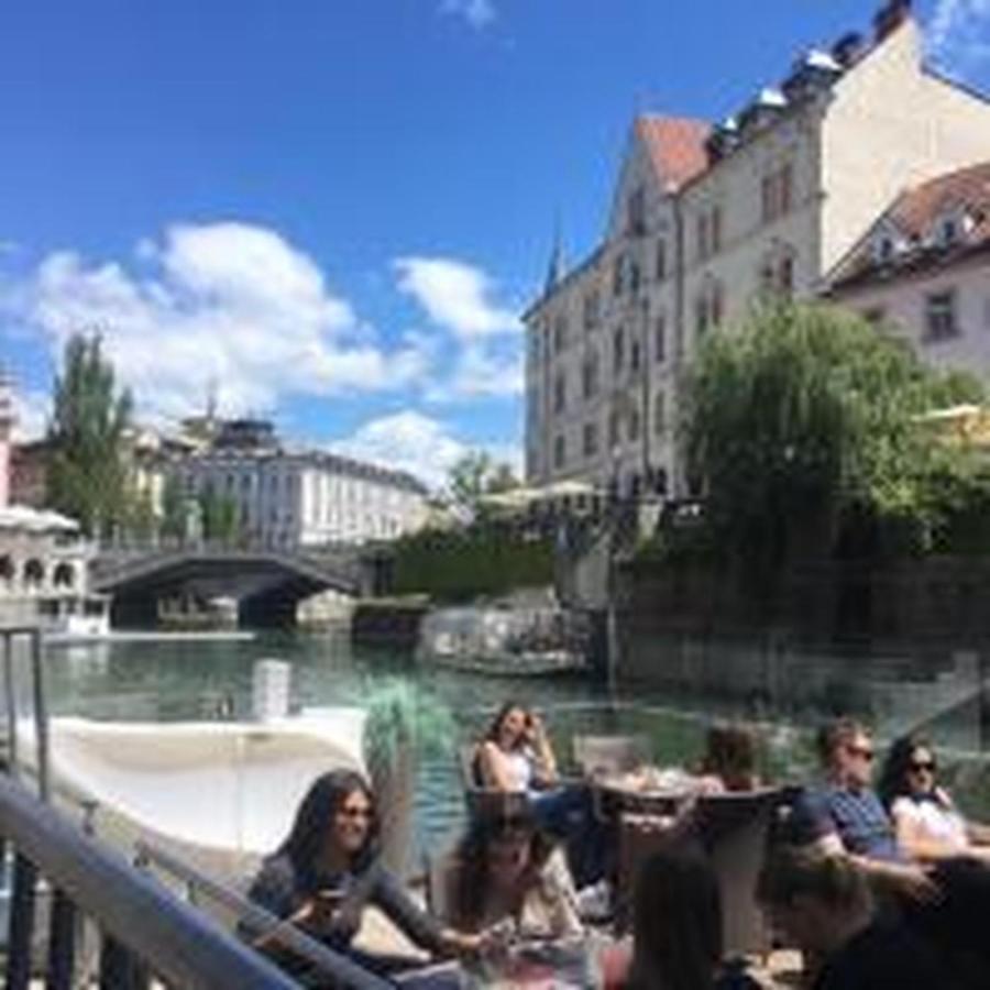 Apartment Central Station Between Dragon And Triple Bridges Ljubljana Extérieur photo
