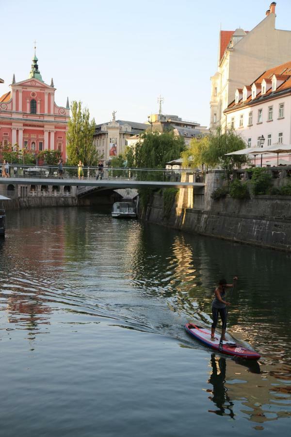 Apartment Central Station Between Dragon And Triple Bridges Ljubljana Extérieur photo
